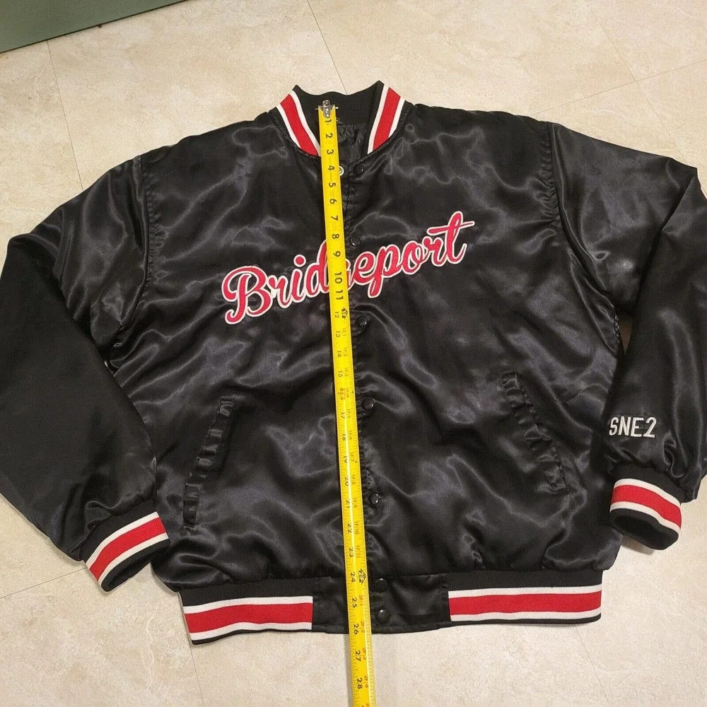 Bridgeport Mens XL Connecticut Embroidered Black Snap‎ Satin Bomber Jacket